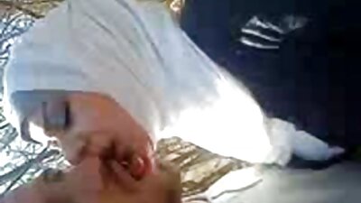 Misty Blowjob ໃນວິດີໂອບ້ານ, deepthroating ແລະດູດ dick passionately