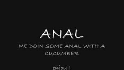 ເດັກຍິງ masturbating ດ້ວຍນິ້ວມືແລະ vibrator ຈົນກ່ວານາງ cums